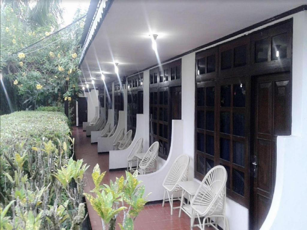 Serayu Hotel Timika Exterior foto